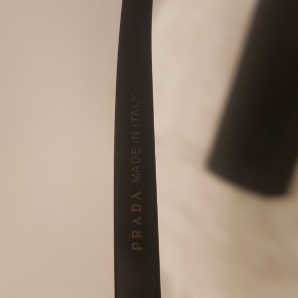 Prada sunglasses - Picture 4 of 11
